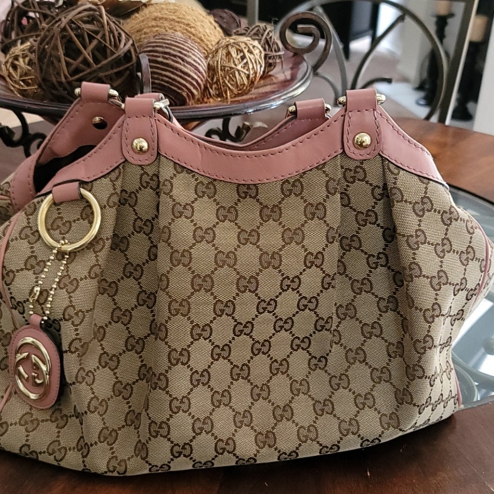 Authentic gucci medium sukey pink